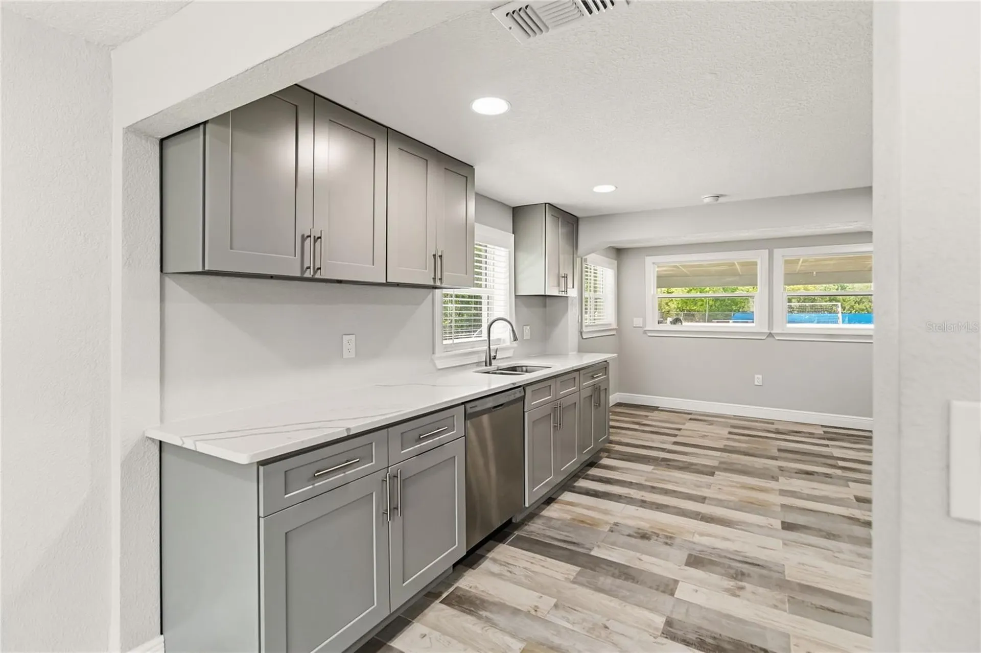 4116 S Goldenrod Road Orlando FL 32822