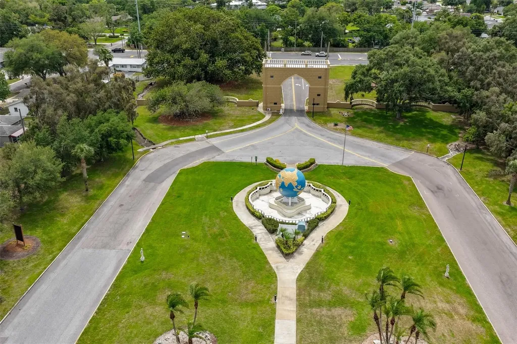 2358 Ecuadorian Way Clearwater FL 33763
