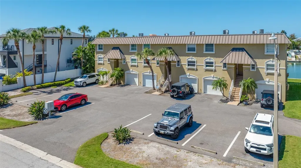 12424 Capri Circle N Treasure Island FL 33706