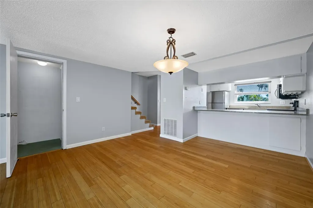 12424 Capri Circle N Treasure Island FL 33706