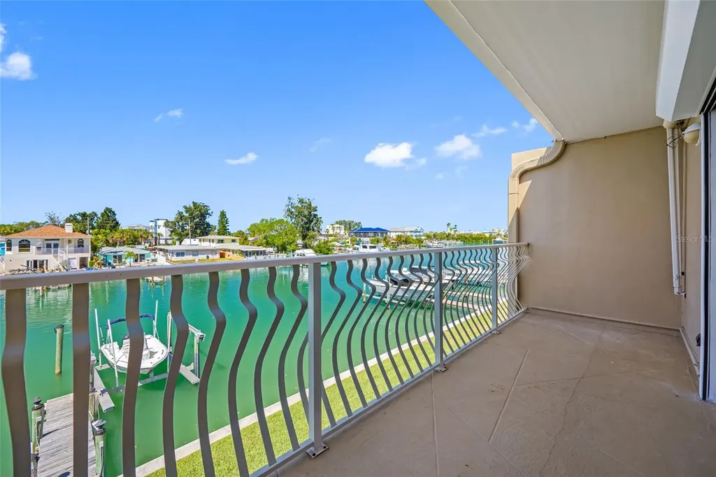 12424 Capri Circle N Treasure Island FL 33706