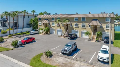 12424 Capri Circle N Treasure Island FL 33706