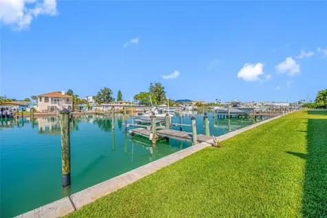 12424 Capri Circle N Treasure Island FL 33706