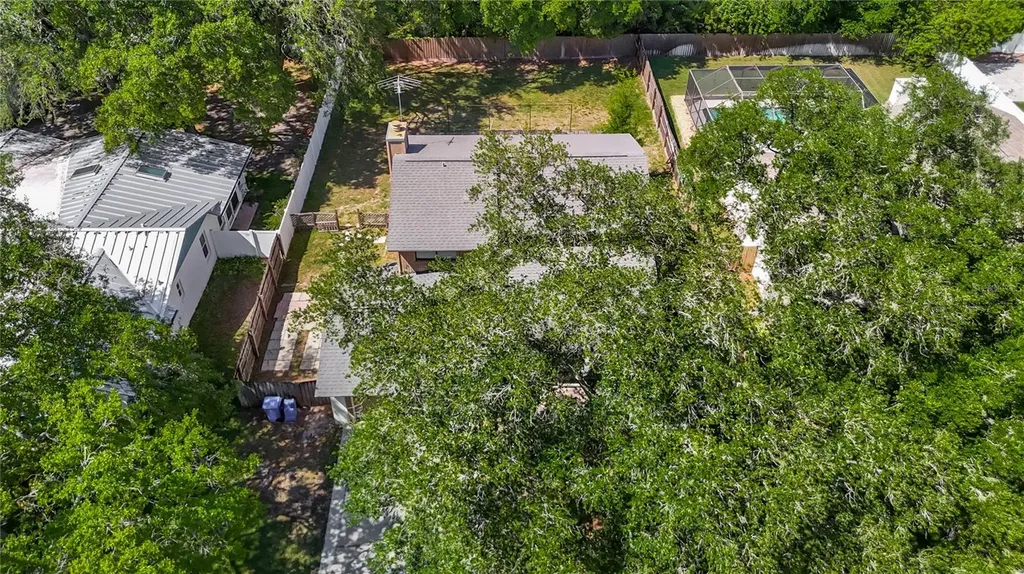 5001 Melrow Court Tampa FL 33624