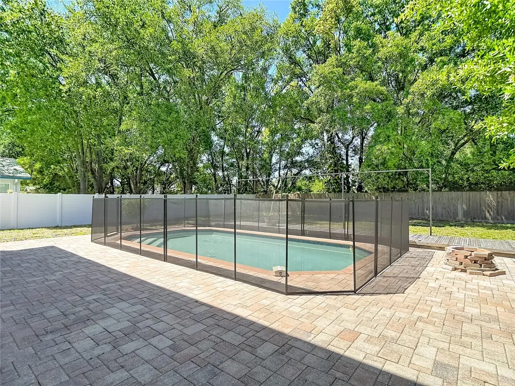 5001 Melrow Court Tampa FL 33624