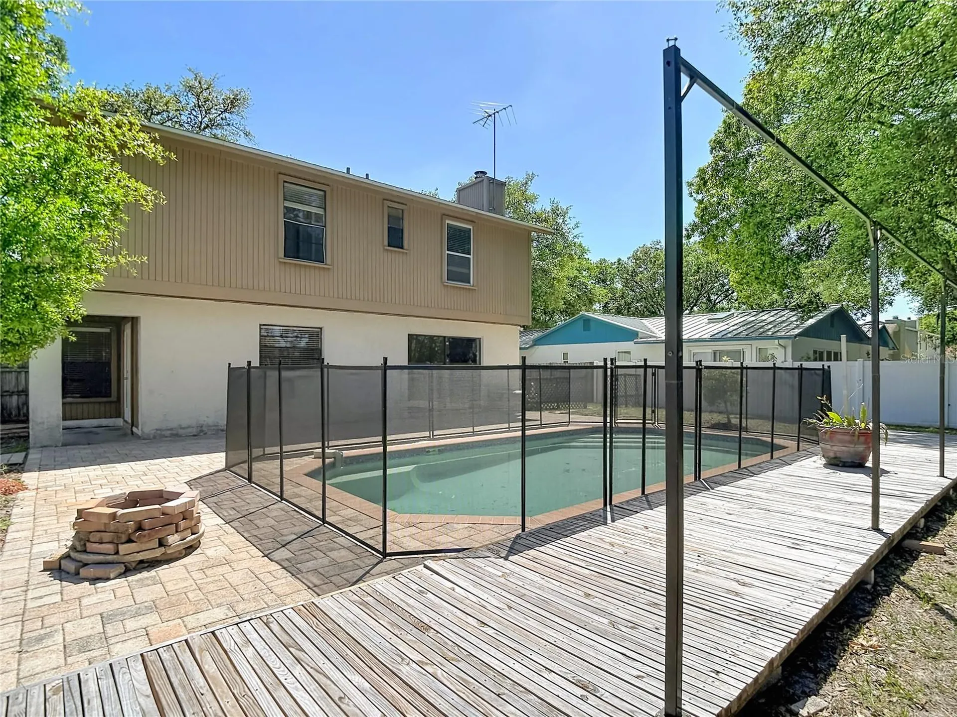 5001 Melrow Court Tampa FL 33624