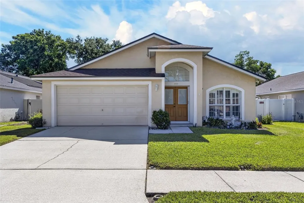 4715 Preston Woods Drive Valrico FL 33596