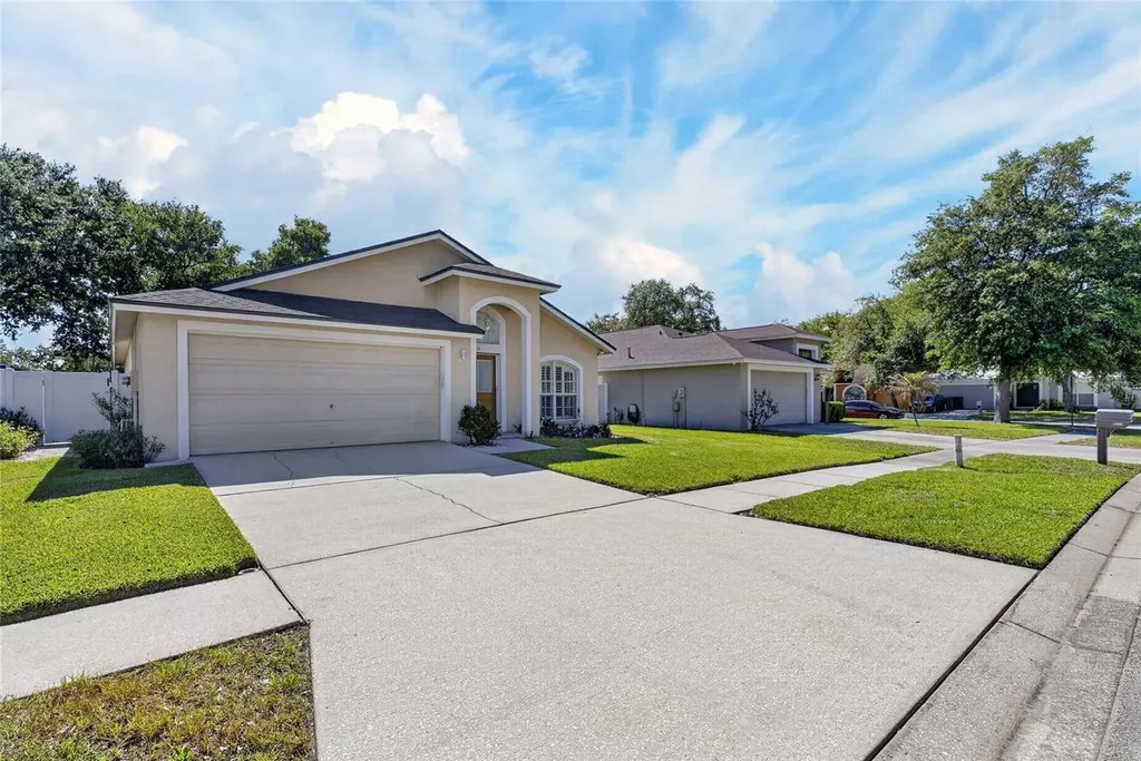 4715 Preston Woods Drive Valrico FL 33596