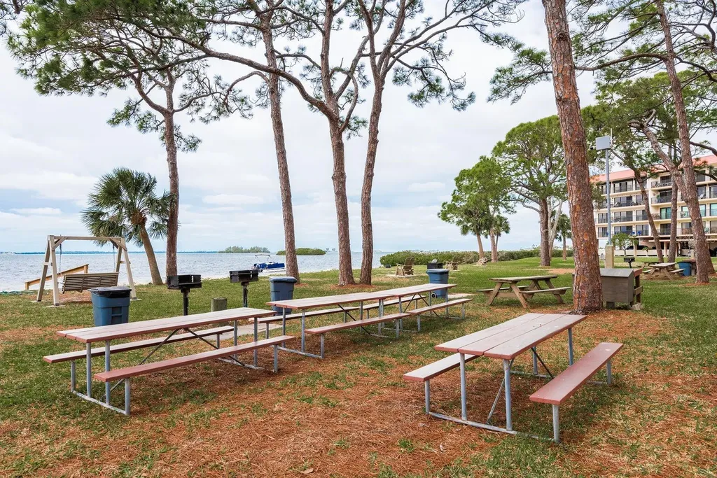 2700 Bayshore Boulevard Dunedin FL 34698