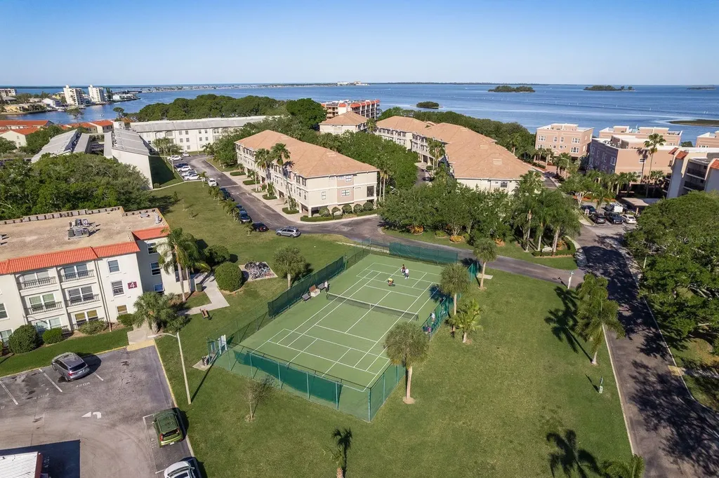 2700 Bayshore Boulevard Dunedin FL 34698