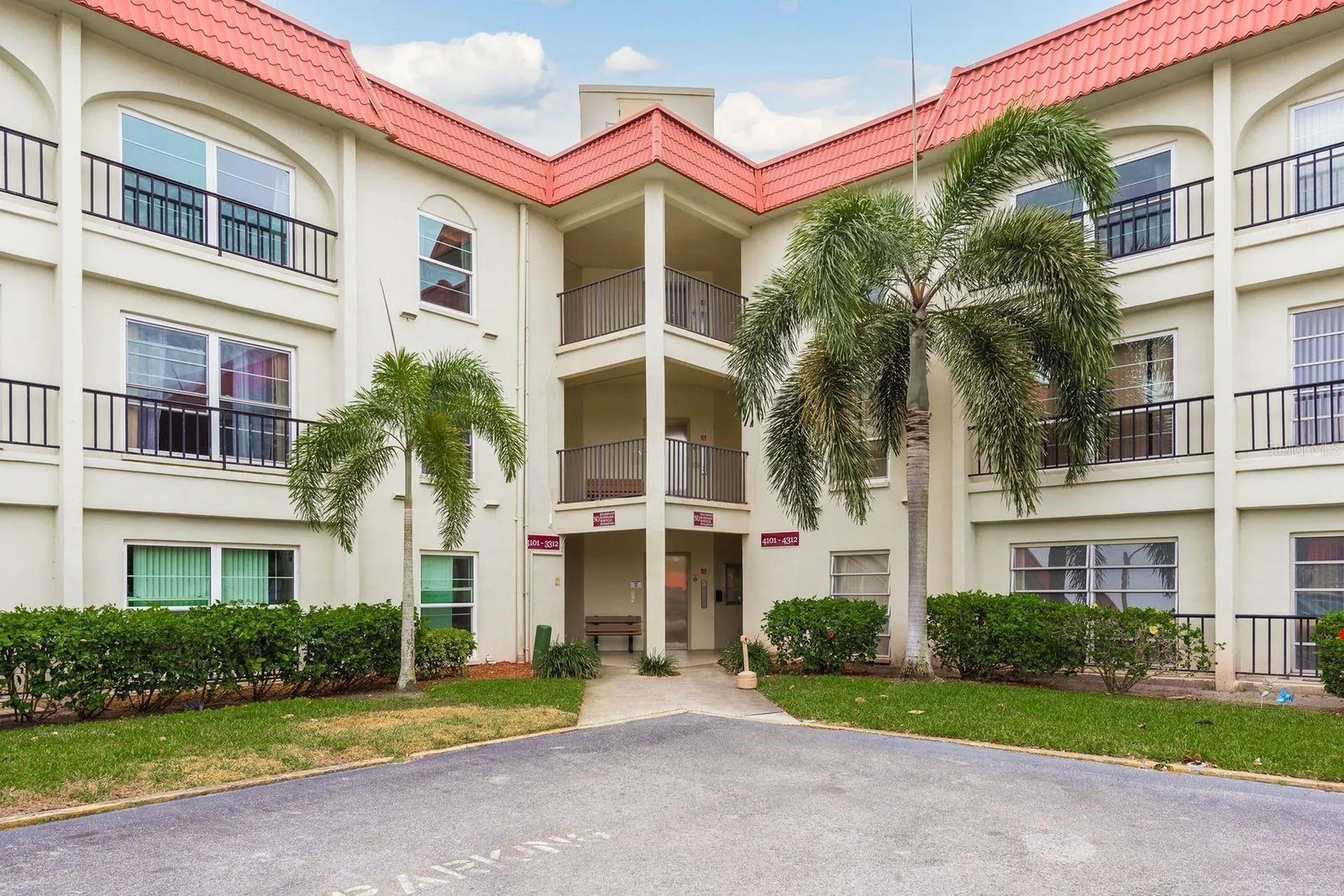 2700 Bayshore Boulevard Dunedin FL 34698