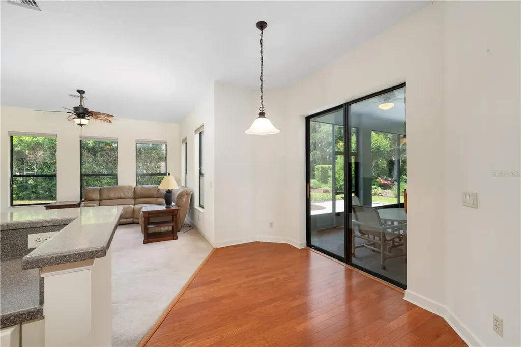 8061 Waterbury Way Mount Dora FL 32757