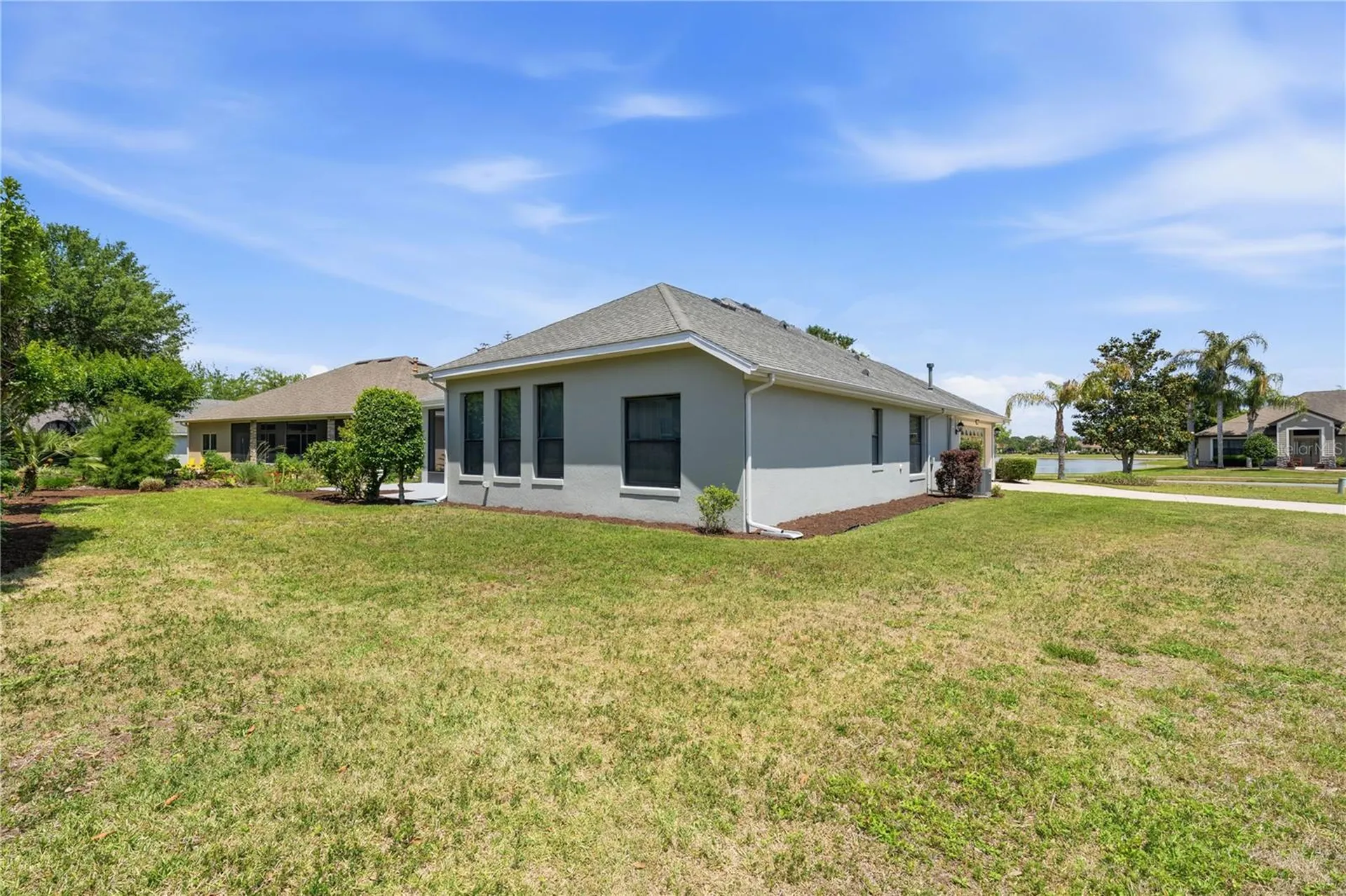 8061 Waterbury Way Mount Dora FL 32757