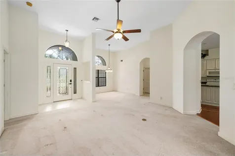 8061 Waterbury Way Mount Dora FL 32757