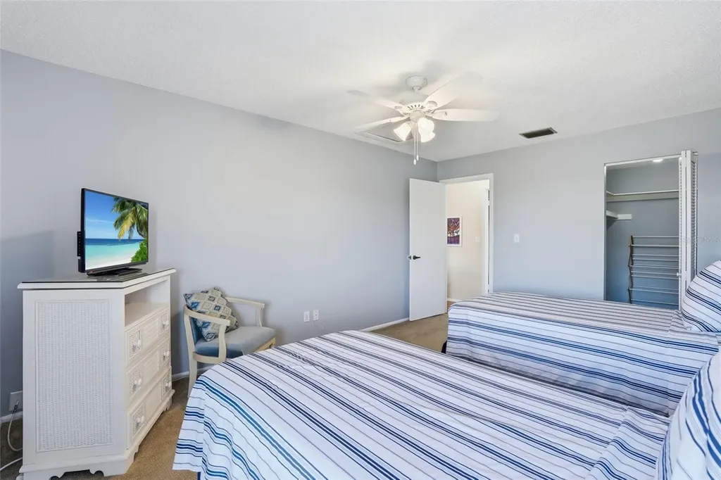 4289 Island Circle Fort Myers FL 33919