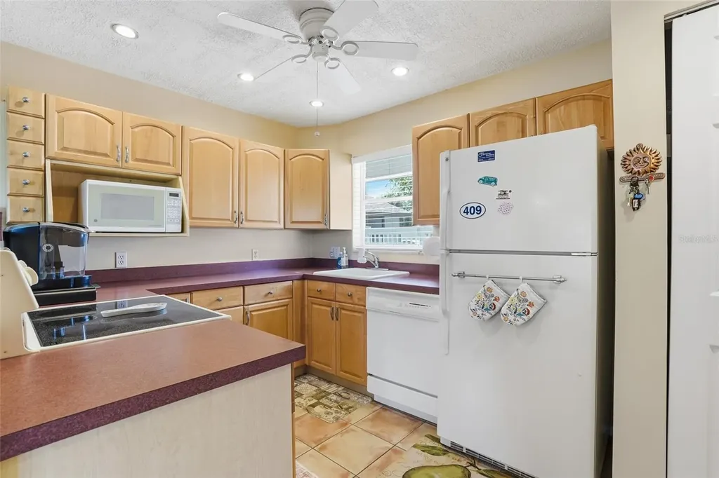 4289 Island Circle Fort Myers FL 33919
