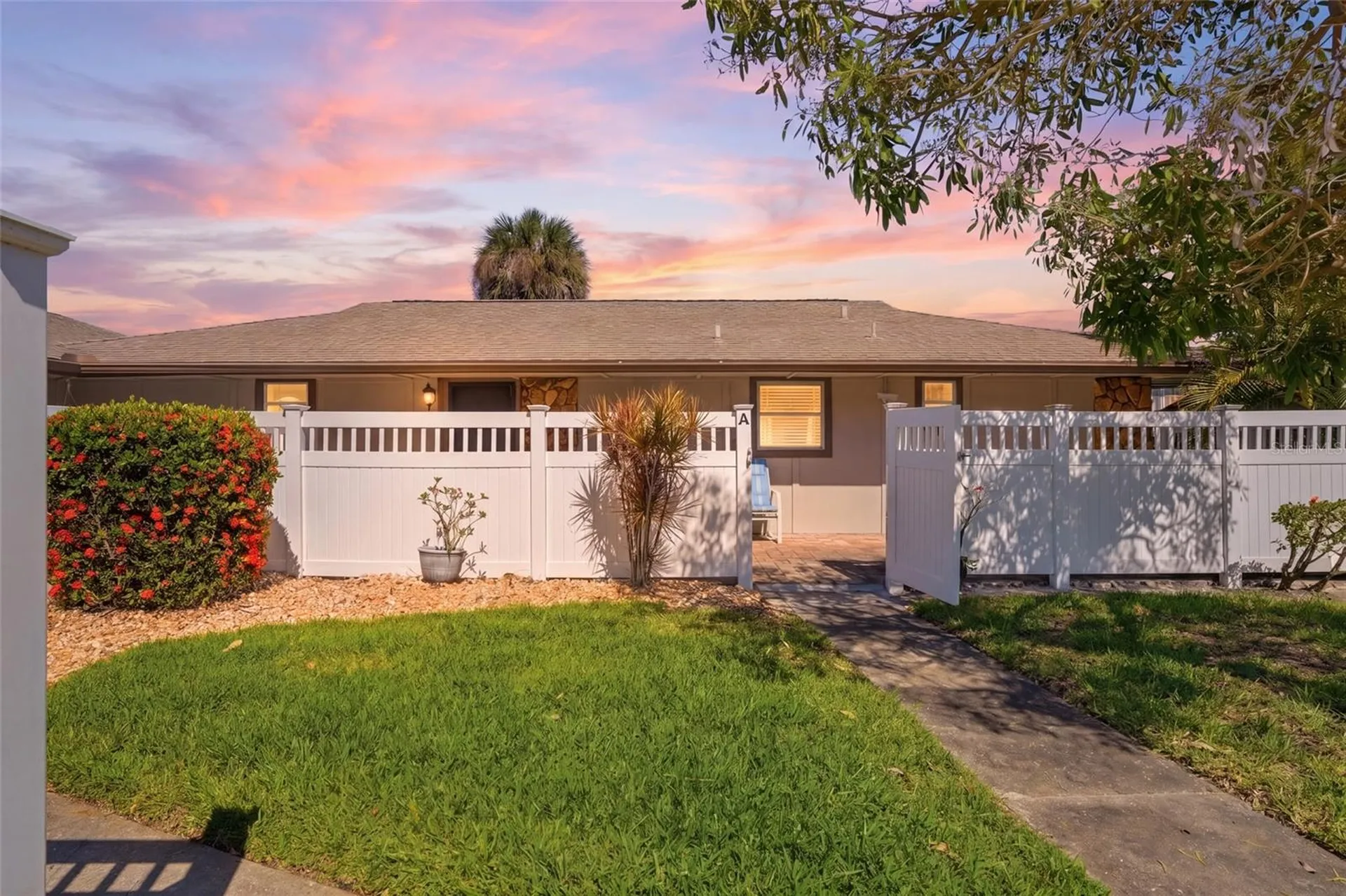 4289 Island Circle Fort Myers FL 33919