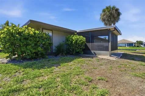 4289 Island Circle Fort Myers FL 33919