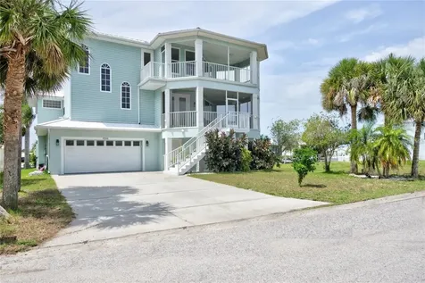 7352 Gulf Way Hudson FL 34667