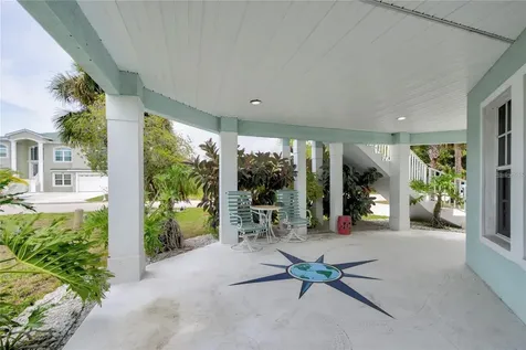 7352 Gulf Way Hudson FL 34667