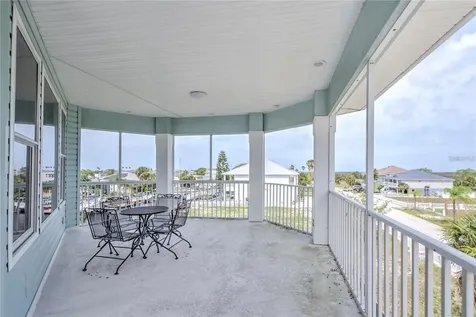 7352 Gulf Way Hudson FL 34667