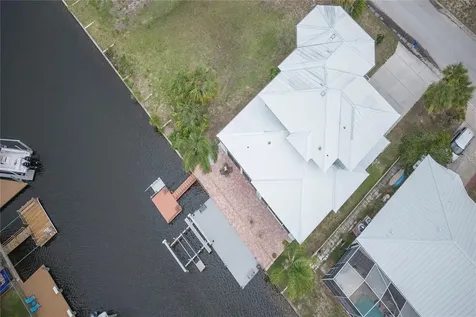 7352 Gulf Way Hudson FL 34667