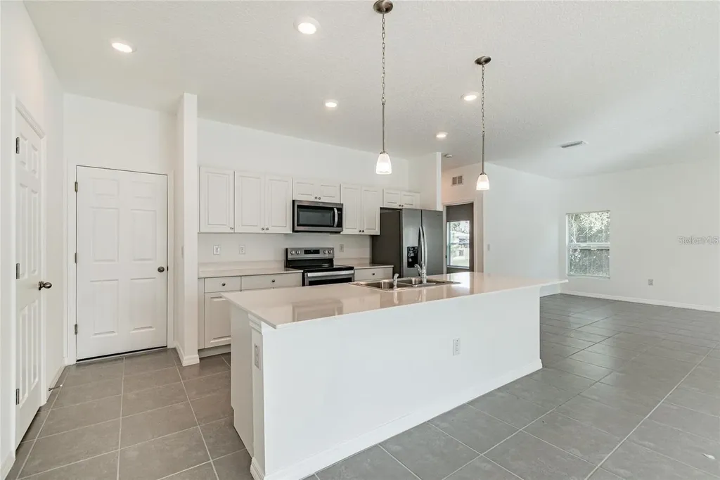 889 Serenade Street NW Palm Bay FL 32907