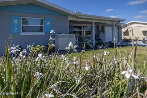 40 Aqua Vista Drive Ormond Beach FL 32176