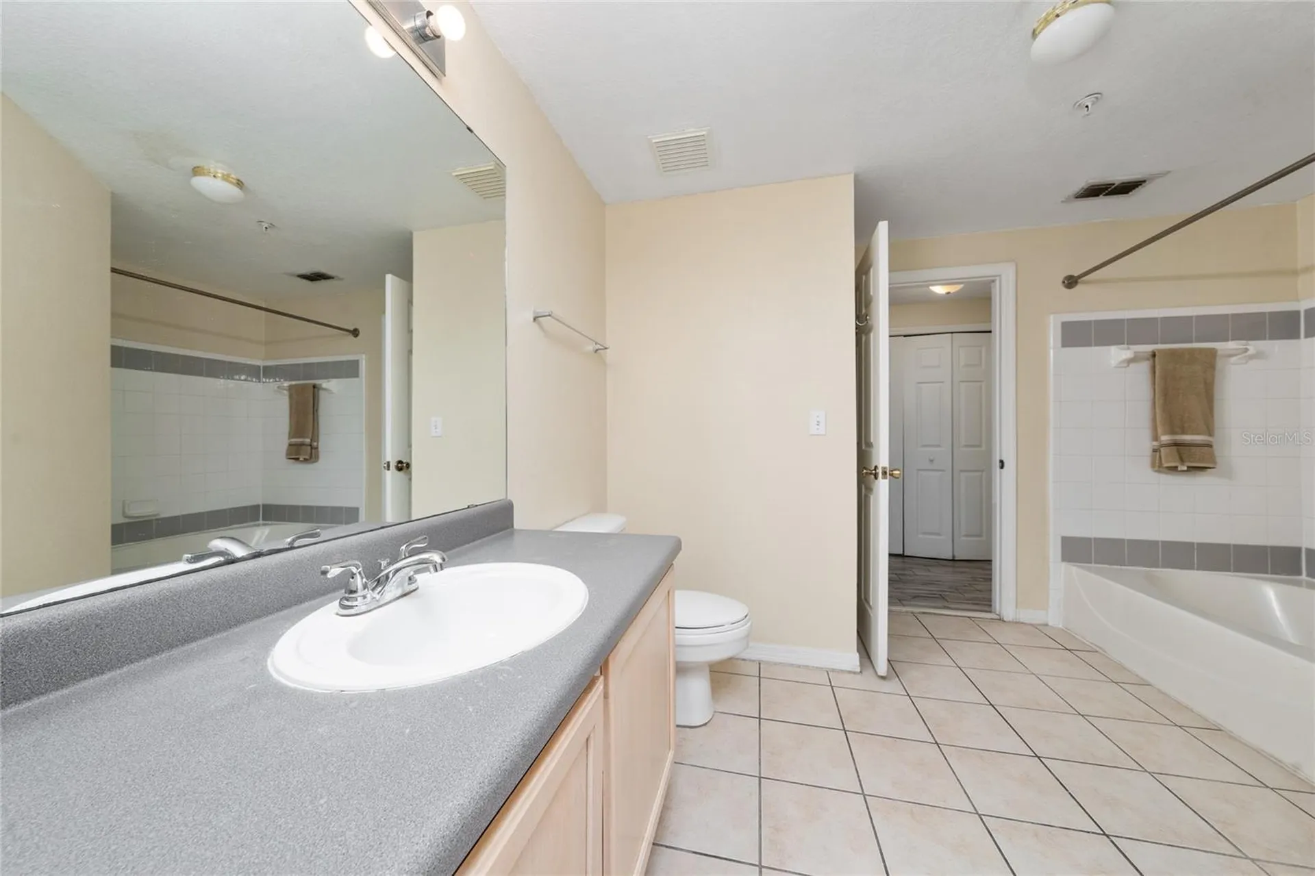 3280 Soho Street Orlando FL 32835