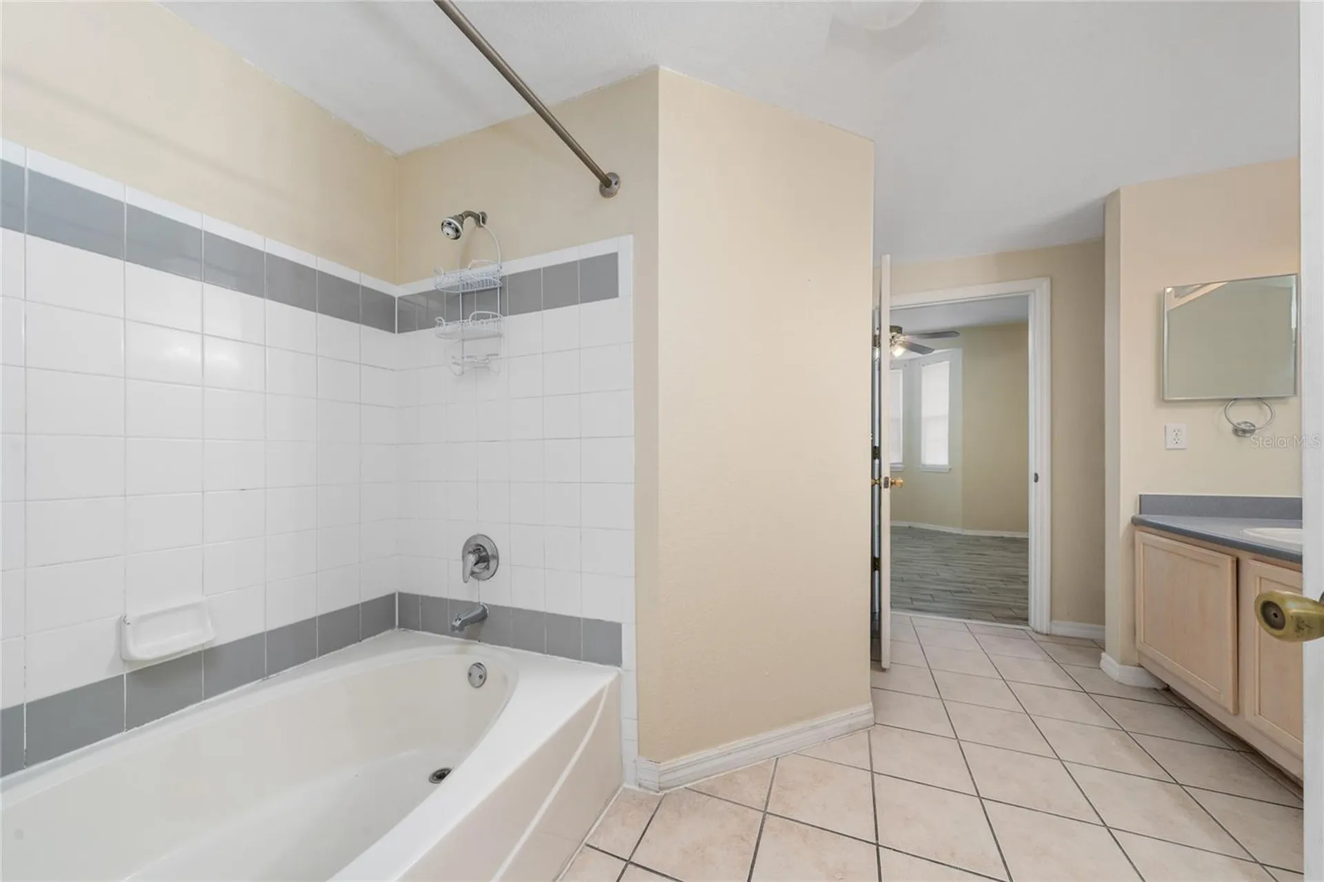 3280 Soho Street Orlando FL 32835