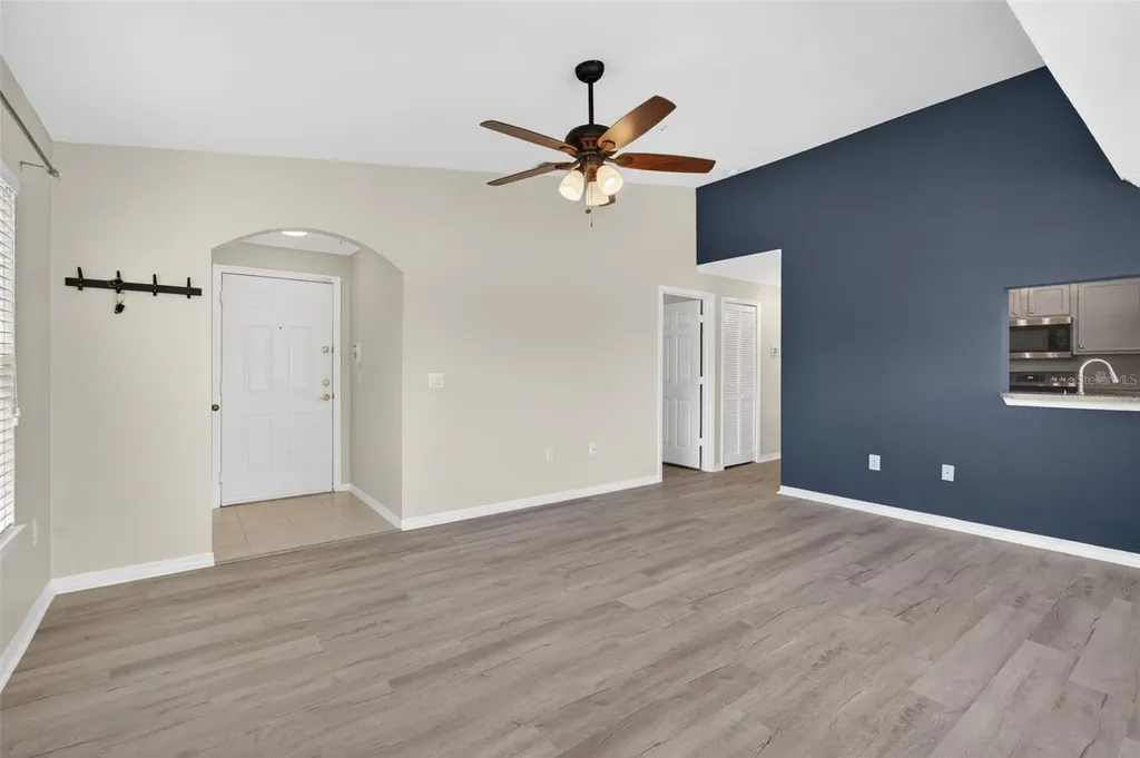 7800 Point Meadows Drive Jacksonville FL 32256