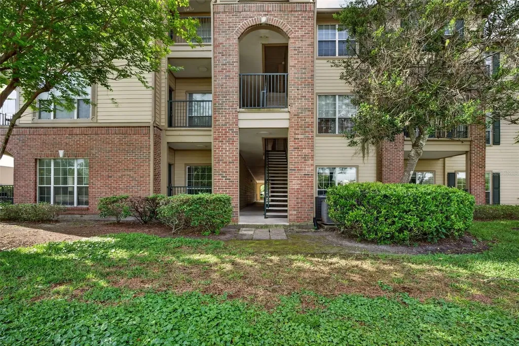 7800 Point Meadows Drive Jacksonville FL 32256