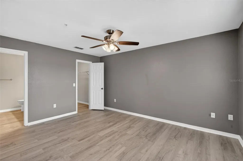 7800 Point Meadows Drive Jacksonville FL 32256