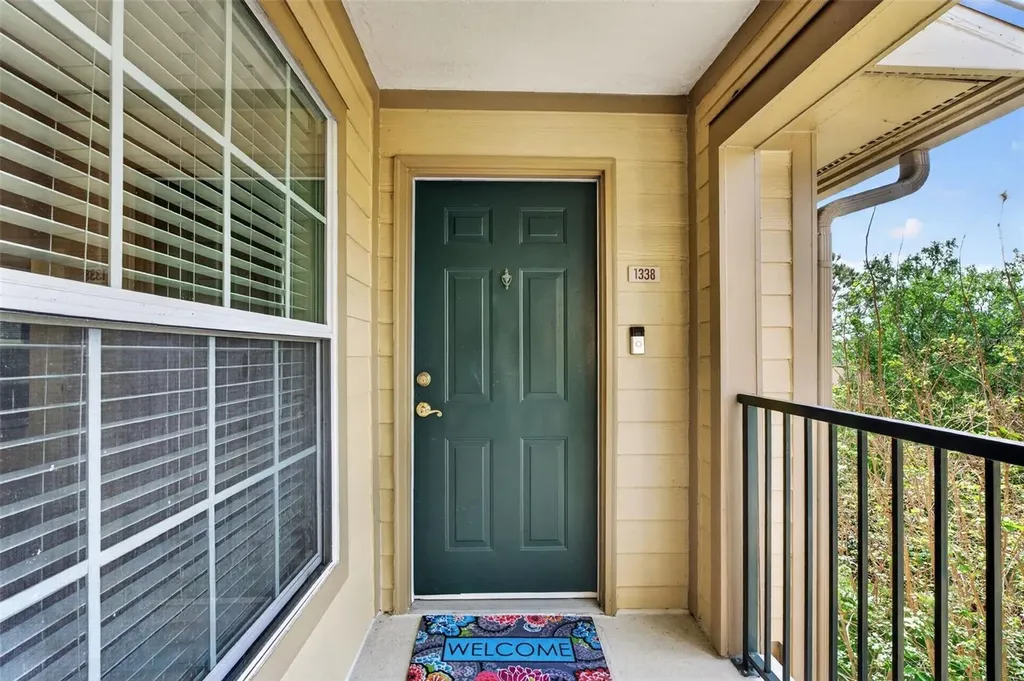 7800 Point Meadows Drive Jacksonville FL 32256