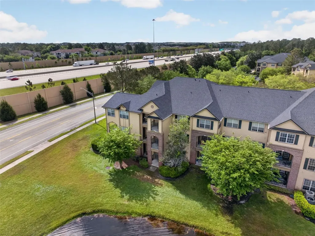 7800 Point Meadows Drive Jacksonville FL 32256
