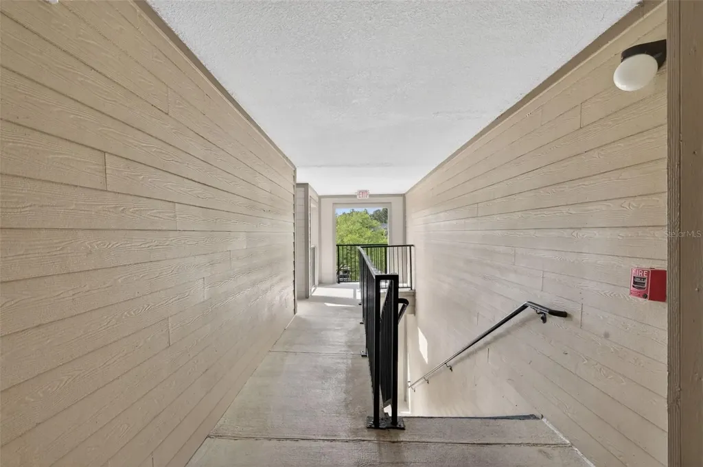 7800 Point Meadows Drive Jacksonville FL 32256