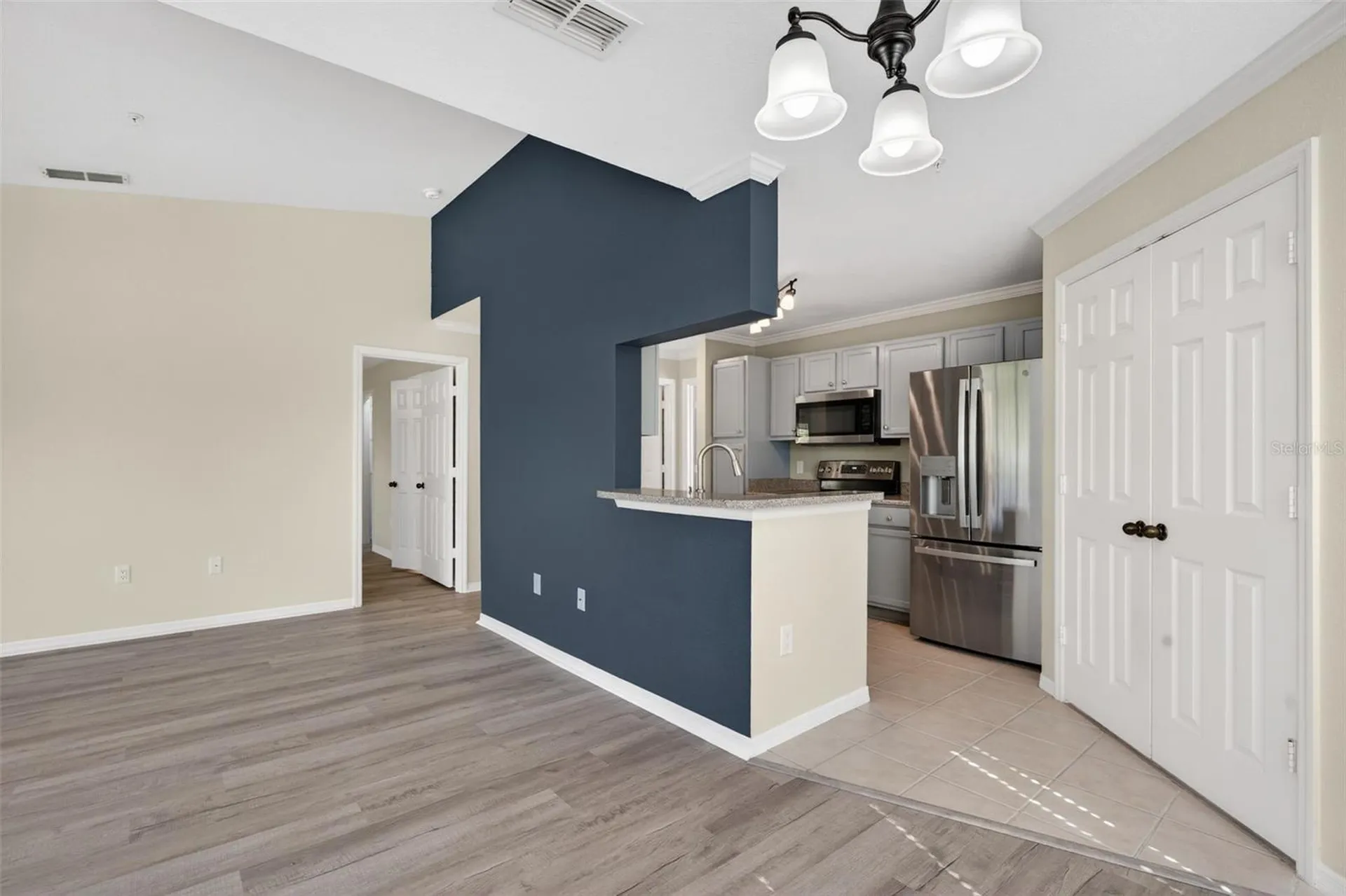 7800 Point Meadows Drive Jacksonville FL 32256