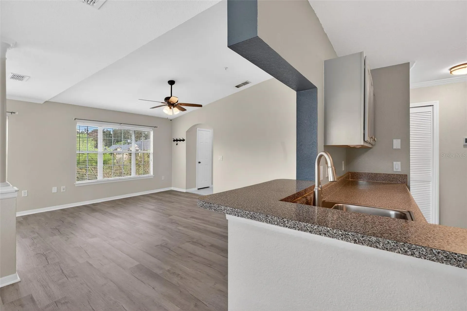 7800 Point Meadows Drive Jacksonville FL 32256