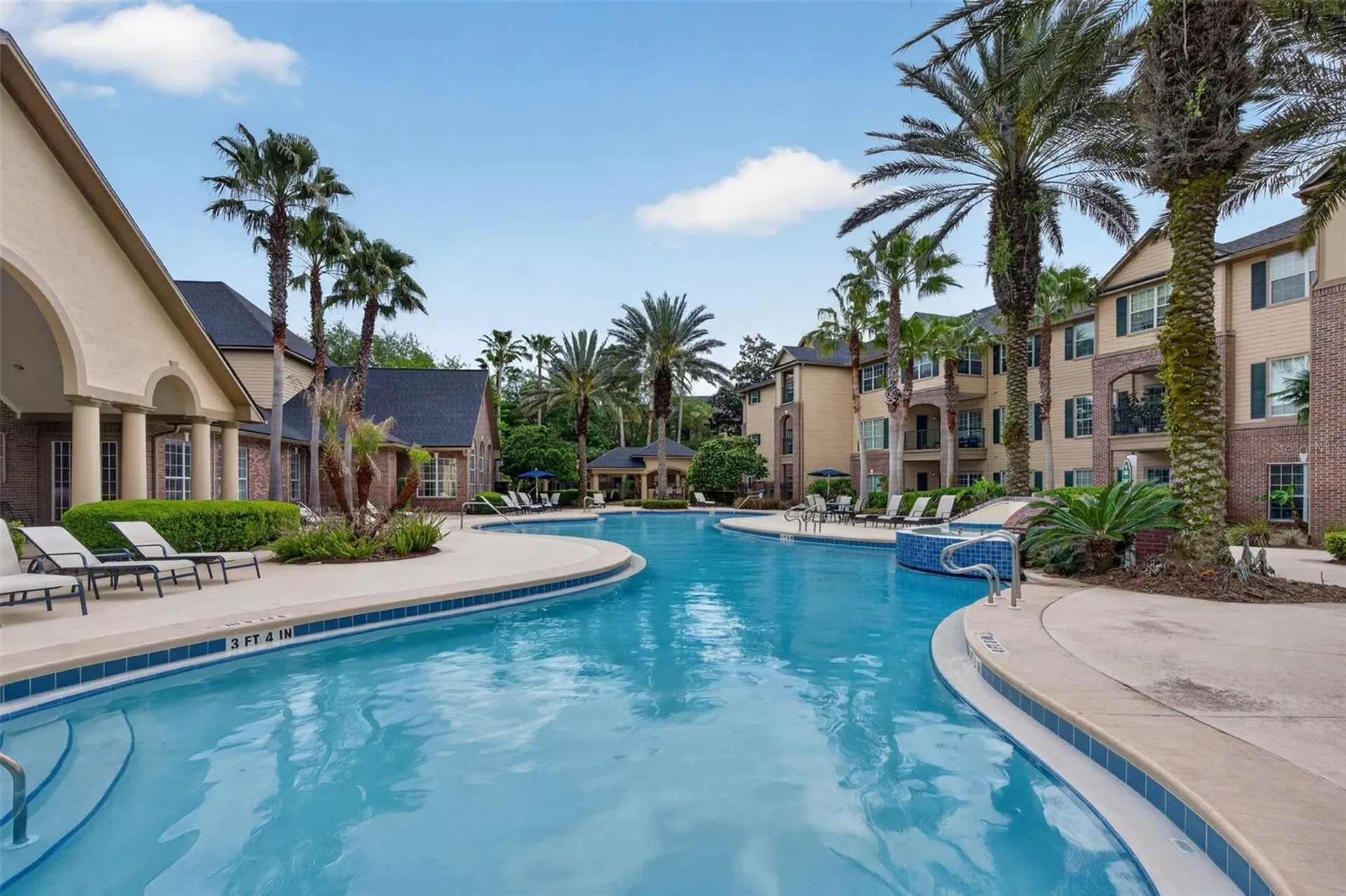 7800 Point Meadows Drive Jacksonville FL 32256