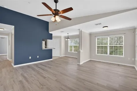 7800 Point Meadows Drive Jacksonville FL 32256