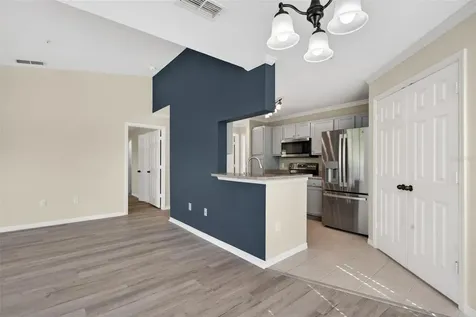 7800 Point Meadows Drive Jacksonville FL 32256