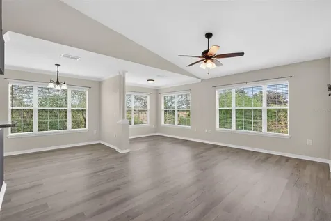 7800 Point Meadows Drive Jacksonville FL 32256