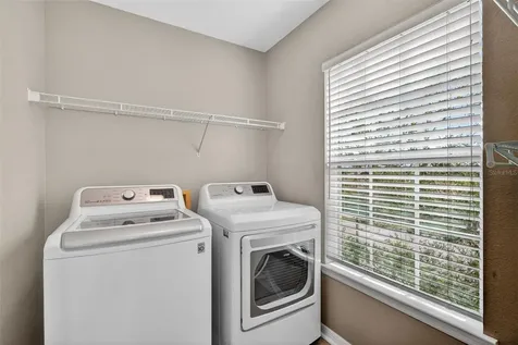 7800 Point Meadows Drive Jacksonville FL 32256