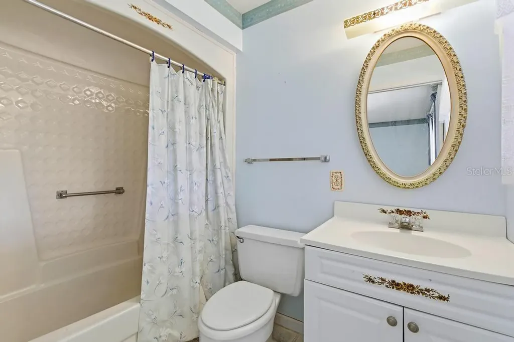 33 Sandra Circle New Smyrna Beach FL 32168