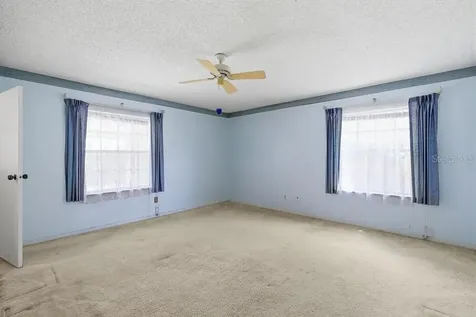 33 Sandra Circle New Smyrna Beach FL 32168