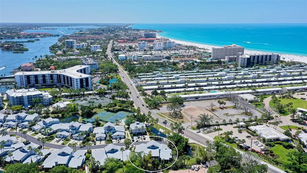 1203 Siesta Bayside Drive Sarasota FL 34242