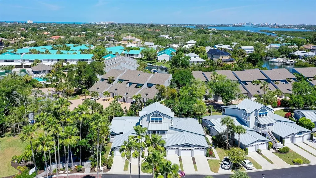 1203 Siesta Bayside Drive Sarasota FL 34242