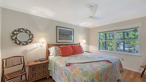 1203 Siesta Bayside Drive Sarasota FL 34242