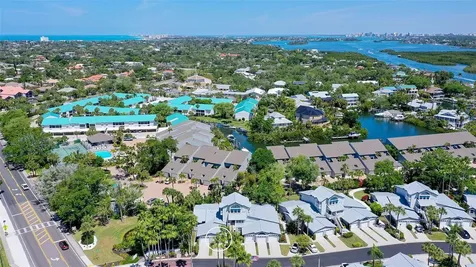 1203 Siesta Bayside Drive Sarasota FL 34242