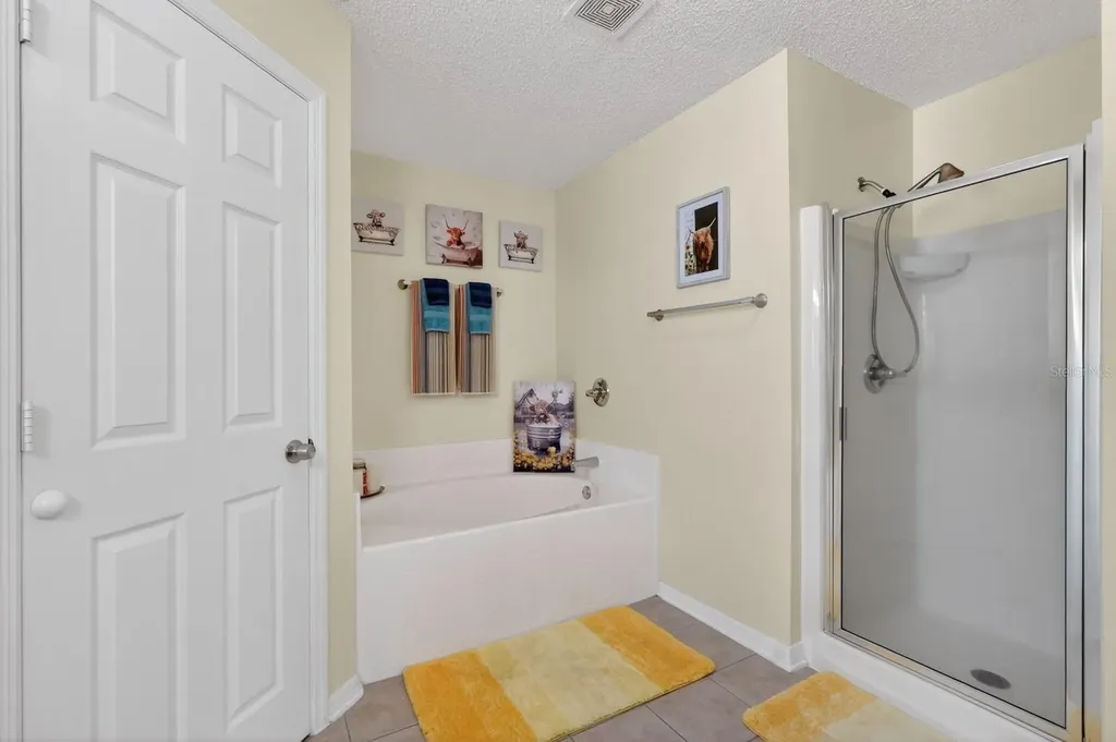 27 Lyndenhurst Lane Palm Coast FL 32137